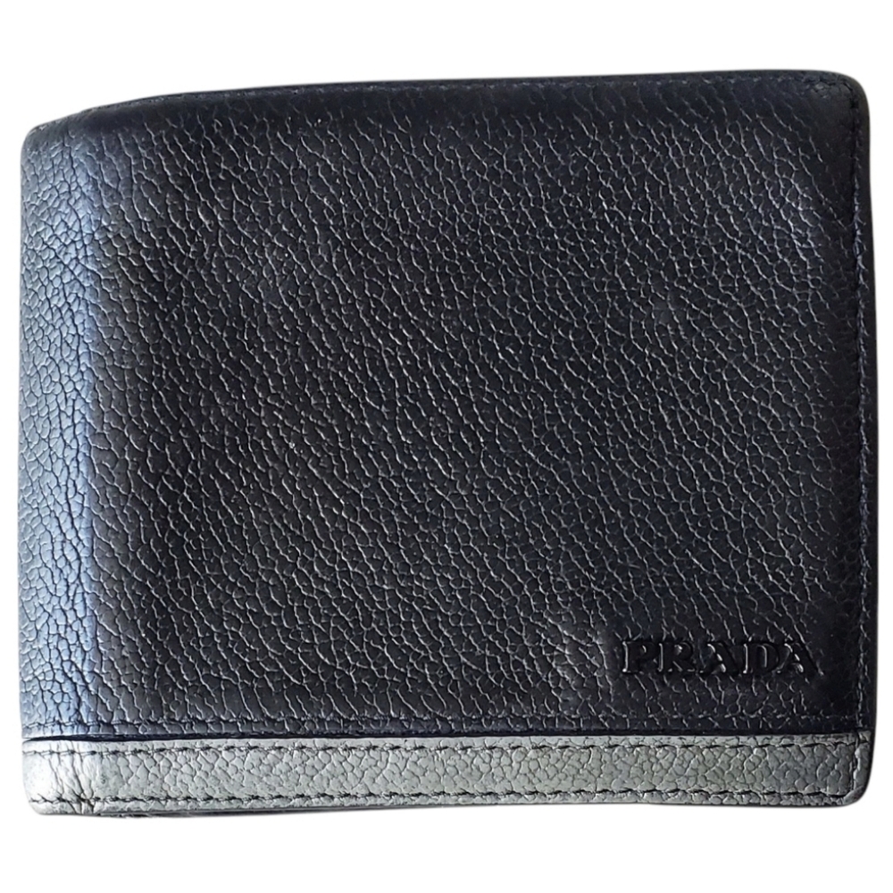 PRADA Men's Grain Leather Bi-Fold Wallet